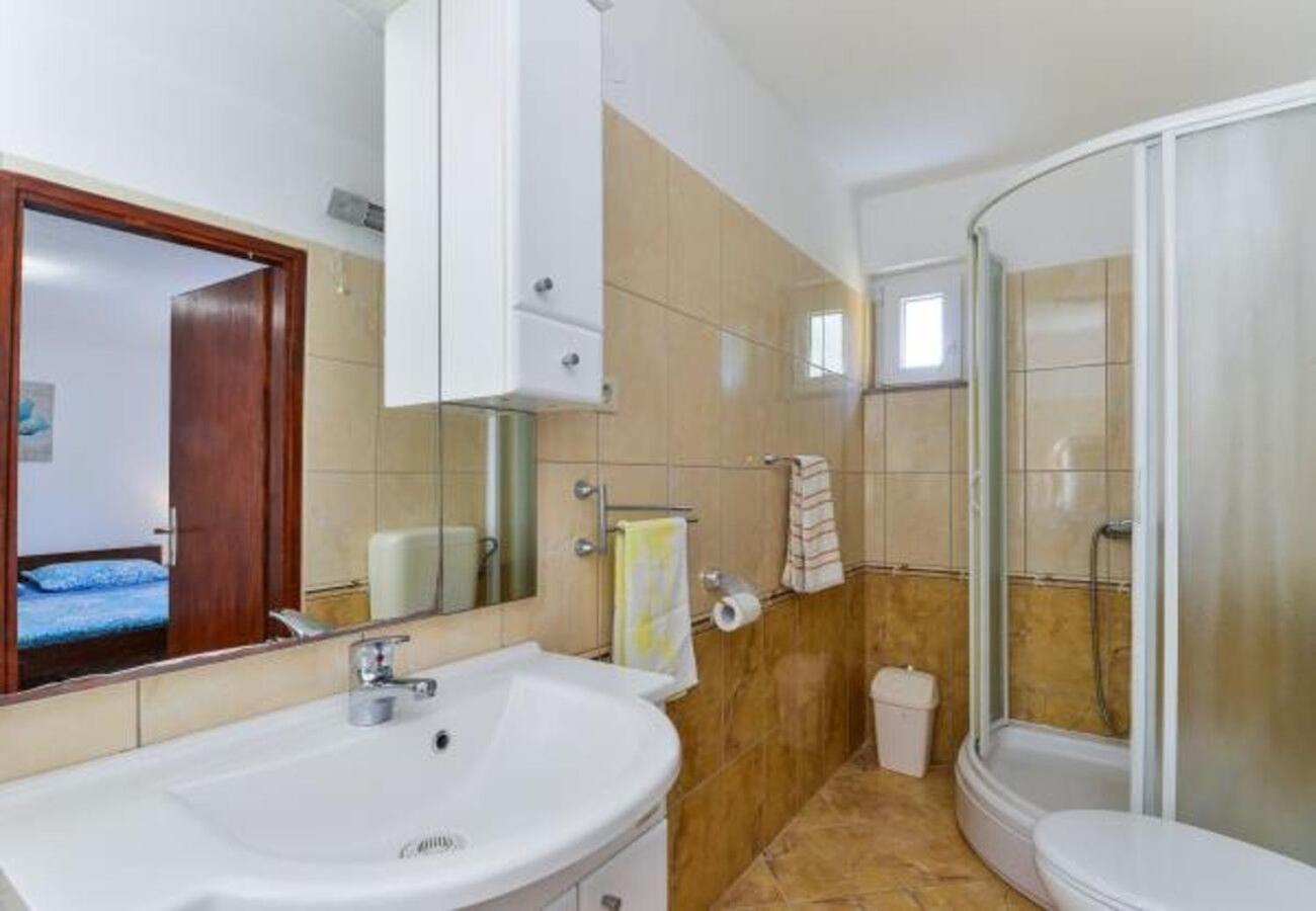 Apartment Kosta Kustići Exteriér fotografie